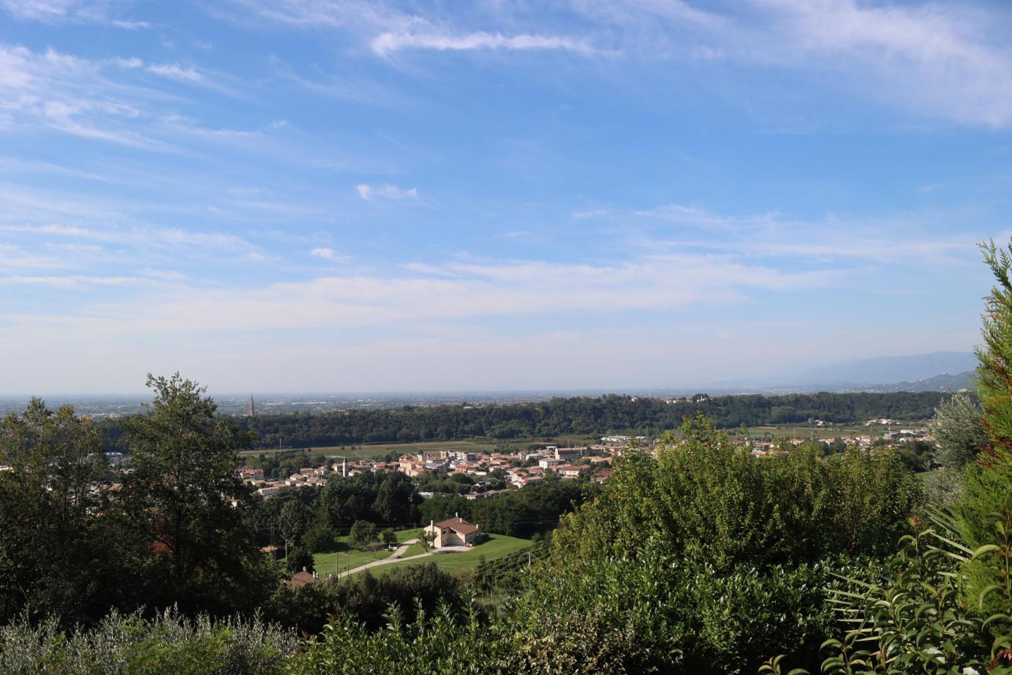Albergo Alla Pineta Montebelluna Bagian luar foto